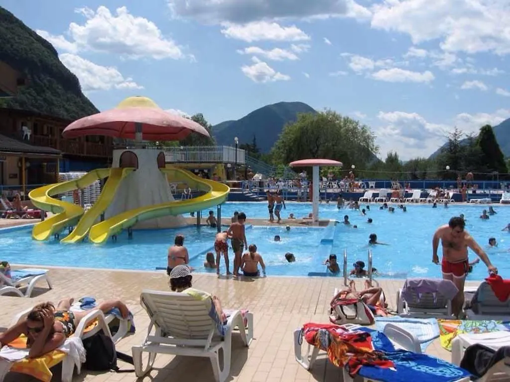 ** Campsite International Camping Hotel Porlezza Italy